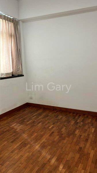 3 Bed Condo for Rent in  Mirage Tower - Image 4